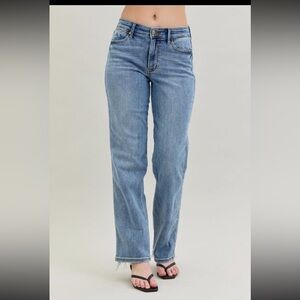 Judy Blue “Mr. Yoke” Dad Jeans with Cell Phone Pocket